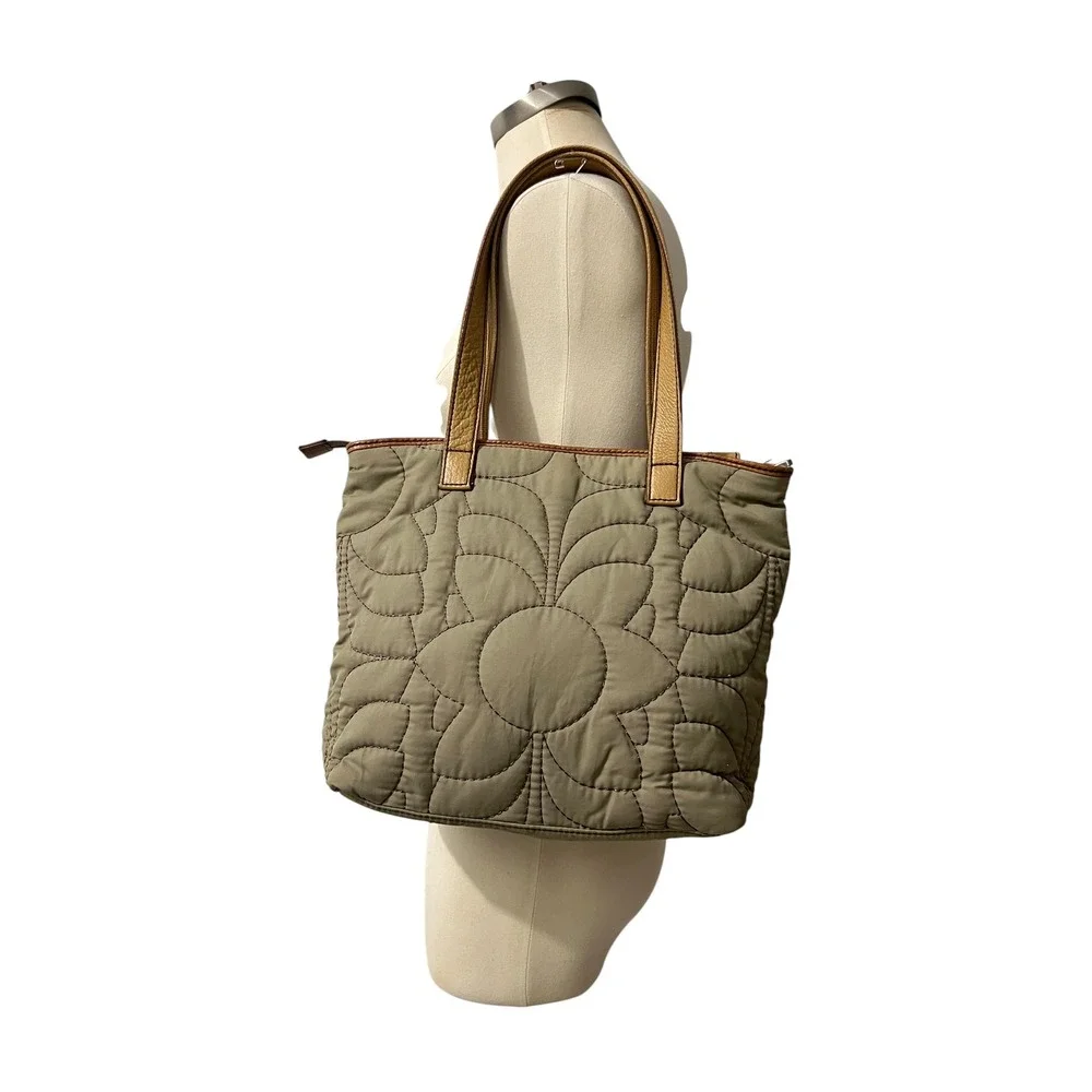 Fossil Quilted Flower Key-Per Tote Bag Beige Tan Leather Key Charm Y2K